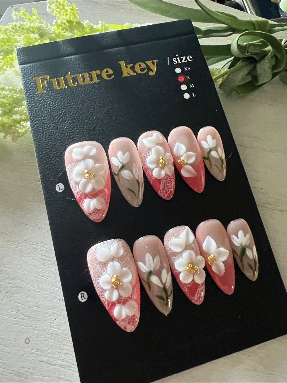 Future Key press on nails size small